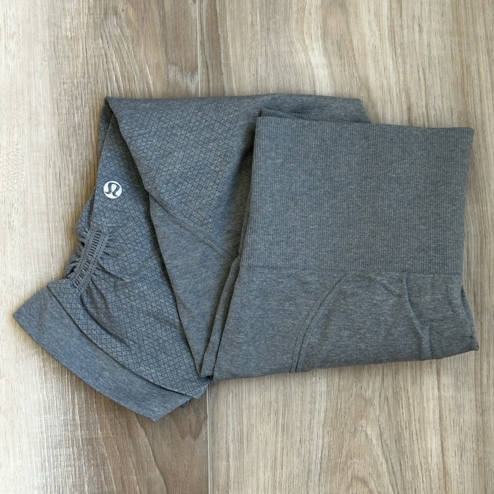 lululemon athletica women Charcoal Leggings